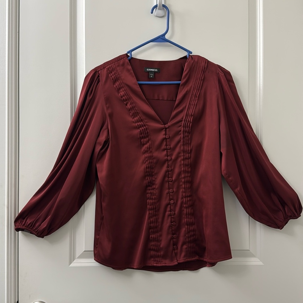 Express Burgundy Satin Pleated Blouse with Fabric-Covered Buttons – Medium